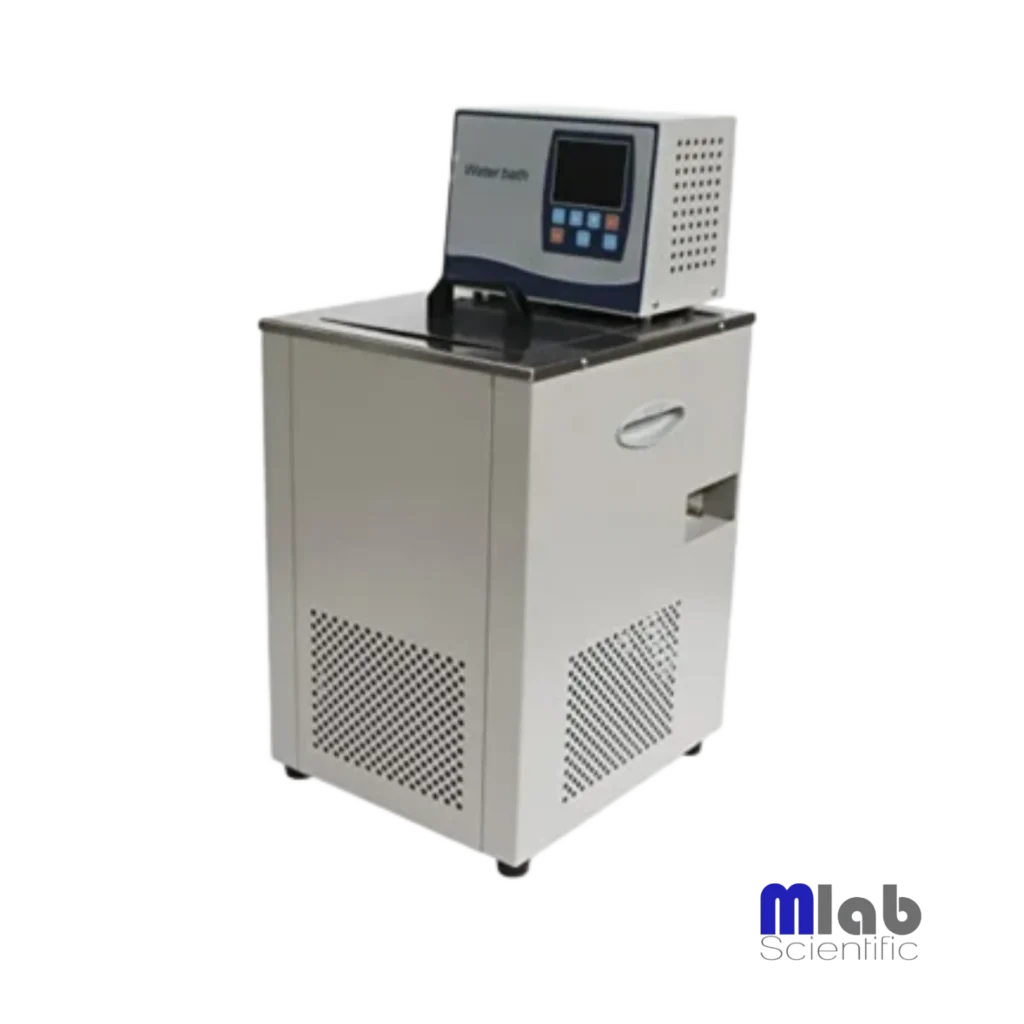 Baño de circulación refrigerado MCB-2015 Mlab Scientific para laboratorio, con control PID y capacidad de 15 litros.