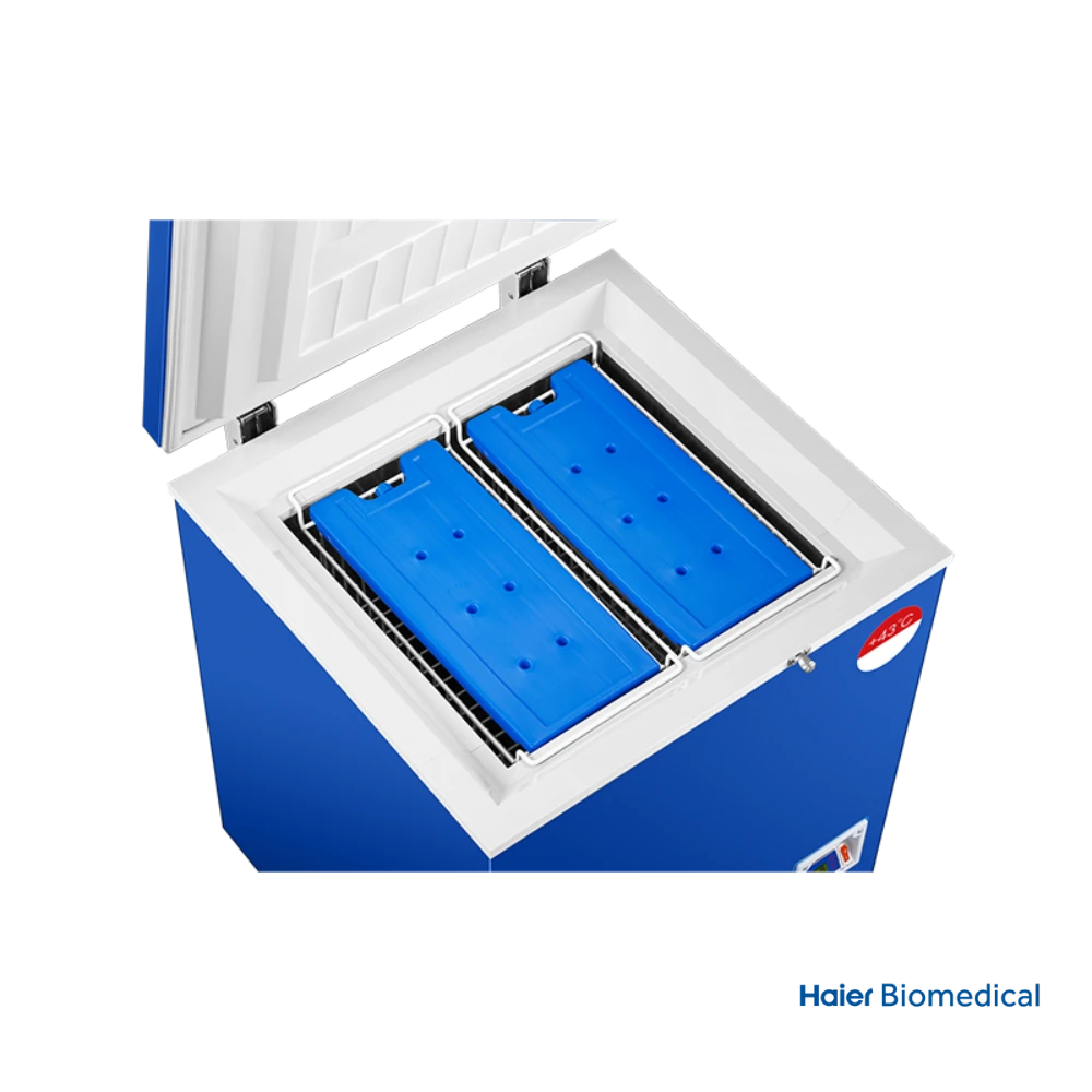 Freezer HBD-116 Haier Biomedical 121 L hasta -25 °C 2 Freezer HBD-116 Haier Biomedical de 121 L con temperatura de hasta -25 °C y pantalla digital.
